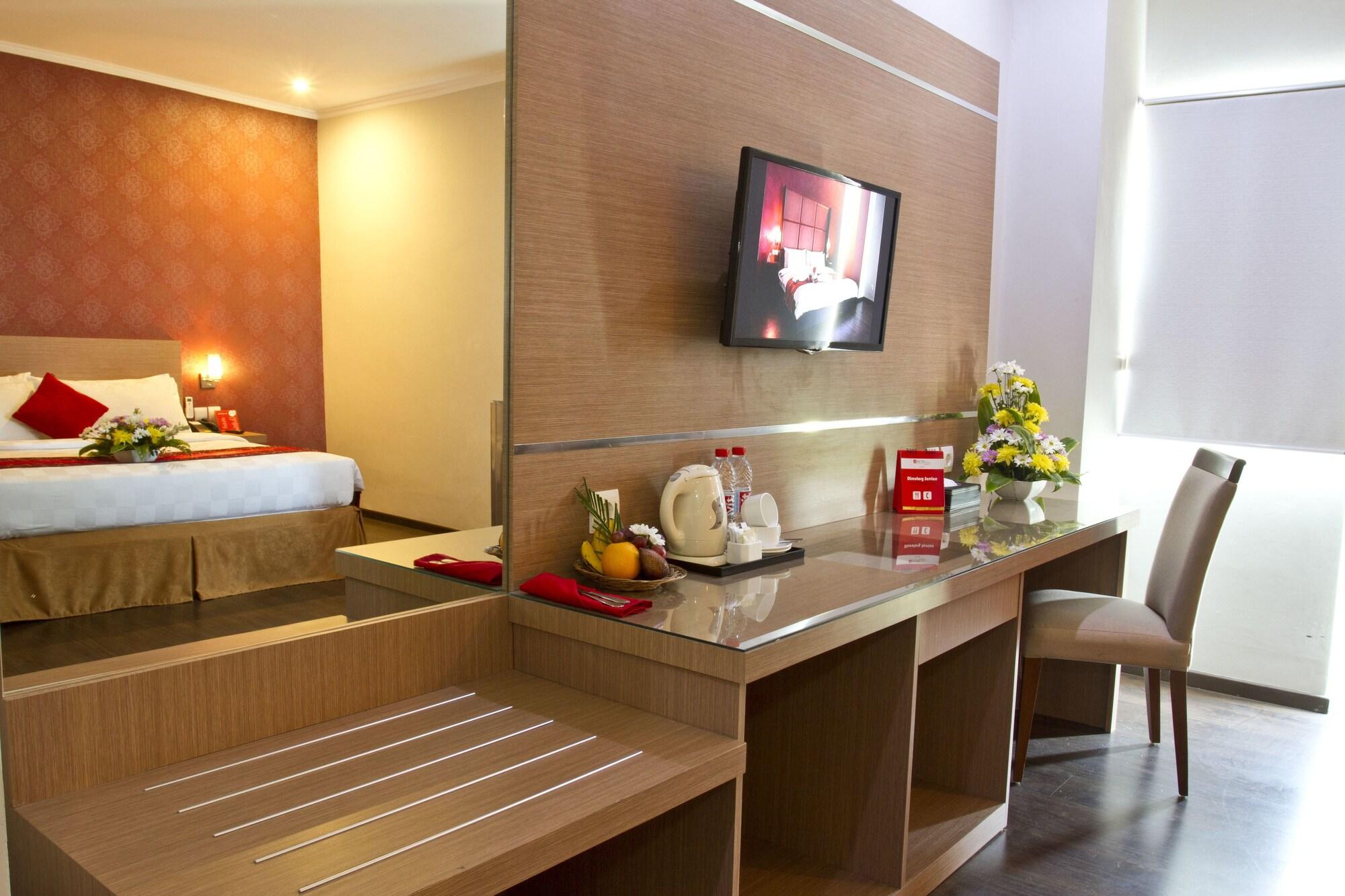 แอดโฮม พรีเมียร์ ซิลาแคพ โฮเต็ล Hotel ชีลาชัป ภายนอก รูปภาพ