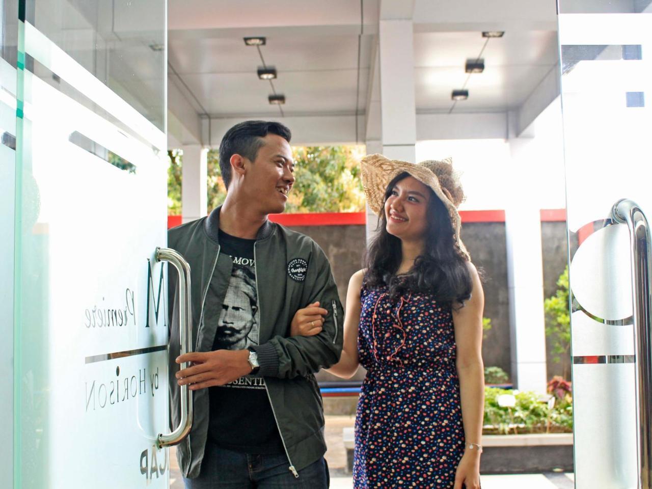 แอดโฮม พรีเมียร์ ซิลาแคพ โฮเต็ล Hotel ชีลาชัป ภายนอก รูปภาพ